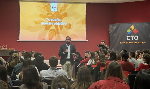 CTO se reúne con sus alumnos para iniciar el proceso de selección de nuevos tutores MIR.