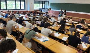 Hasta seis facultades de Medicina se quedaron con plazas vacantes en 2024