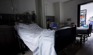 La CSIF denuncia el cierre camas y quirófanos en las CCAA por falta de personal