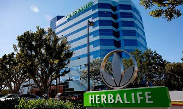 Sede de Herbalife, que muestra ventas estancadas y caída de distribuidores relevantes