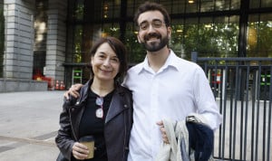 La vocación médica entre una madre y un hijo está presente en la asignación de plazas MIR 2026. 