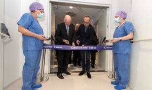 Francisco Ivorra, presidente del Grupo Asisa, y Miquel Pueyo, alcalde de Lleida inauguran las nuevas instalaciones del HLA Perpetuo Socorro en las que se han invertido 10,3 millones de euros. 