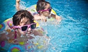 HM Hospitales da las claves para evitar peligros en el agua