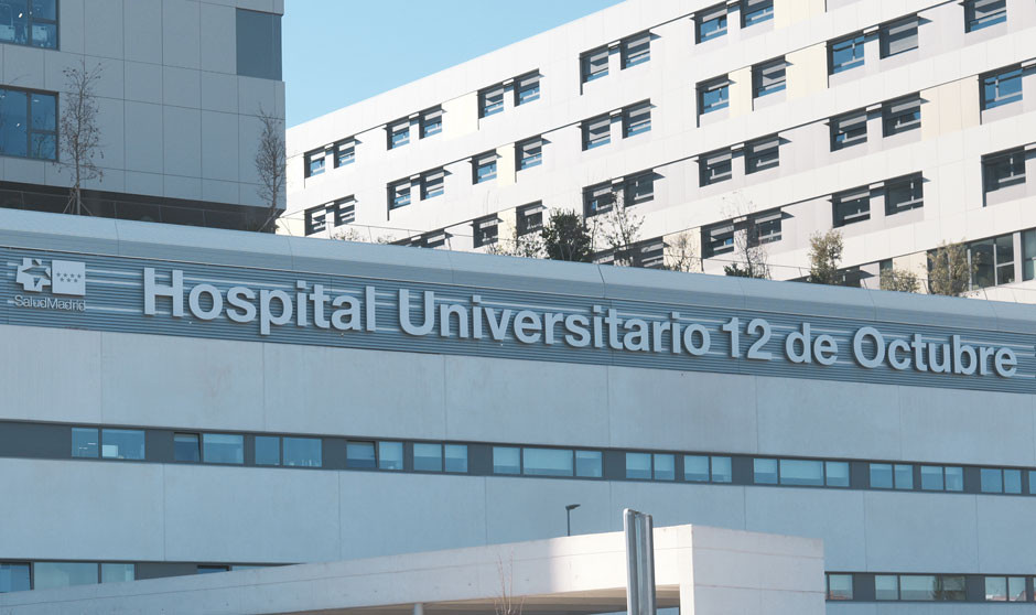 Fachada del Hospital Universitario 12 de Octubre de Madrid.