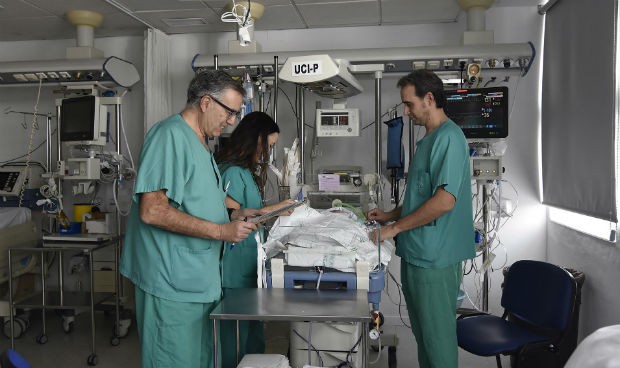 El Hospital Reina Sofía inicia las obras de la nueva UCI pediátrica