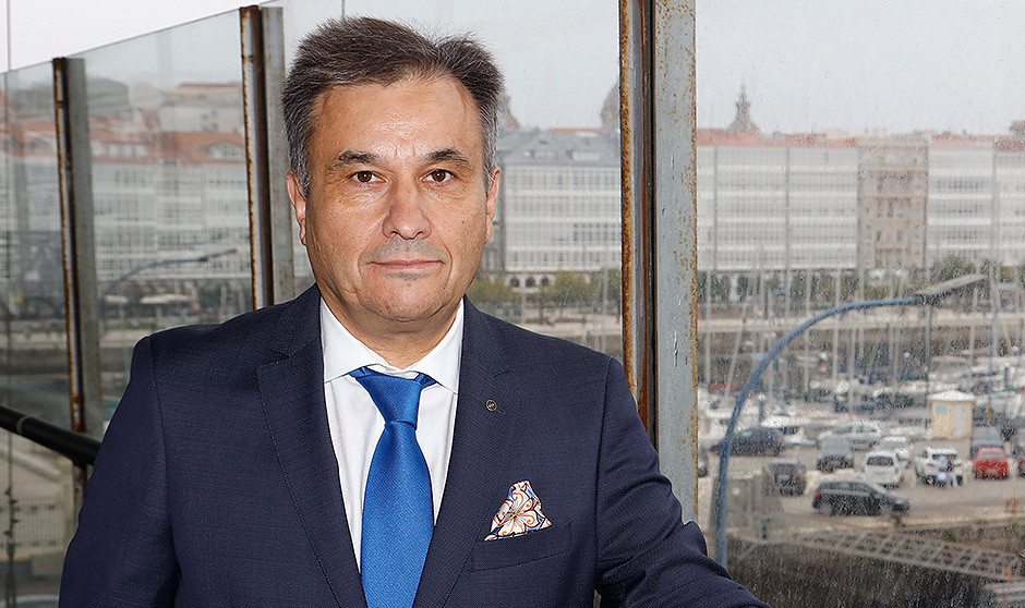 José Luis López González (AEIH) explica cómo reforzar los hospitales frente a futuros apagones.