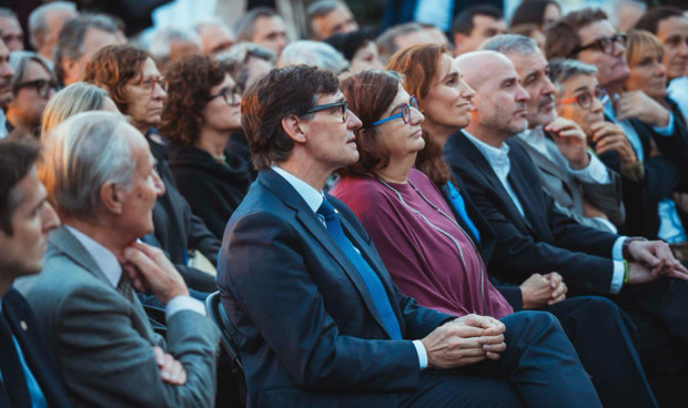 Desde este 7 de noviembre, el CAP Les Corts de Barcelona pasa a llamarse CAP Ernest Lluch. El acto homenaje al detalle en Redacción Médica