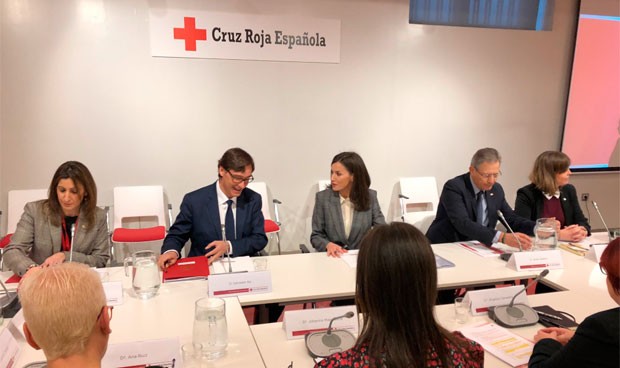 Illa sustituye a Montero y se estrena en su primer acto oficial