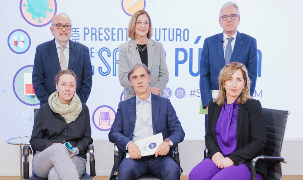 Impulsar las tasas de vacunación exige que el sanitario "genere conciencia"