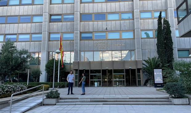El Ministerio de Industria analiza la presidencia española de la UE en el sector farmacéutico.