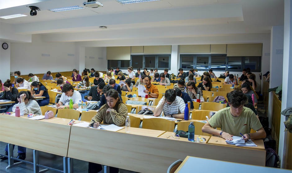 AMIR prepara su último simulacro presencial antes del examen MIR 2024