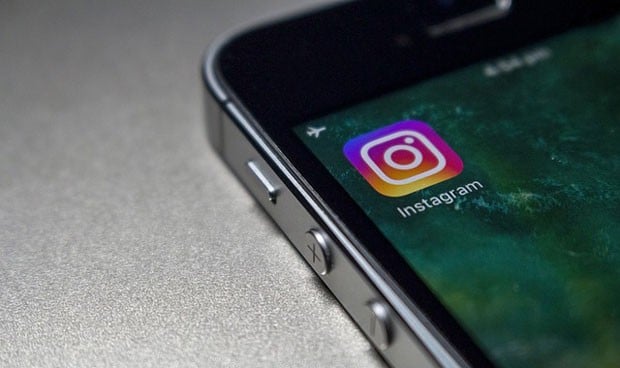Instagram comienza a bloquear los hashtags antivacunas 