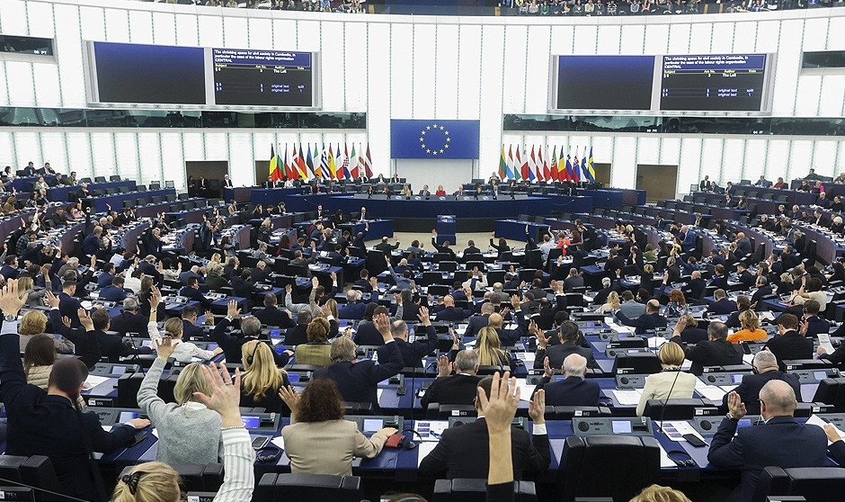 La Comisión de Salud Pública, que ha acordado los pilares del presupuesto sanitario de la UE en 2026.