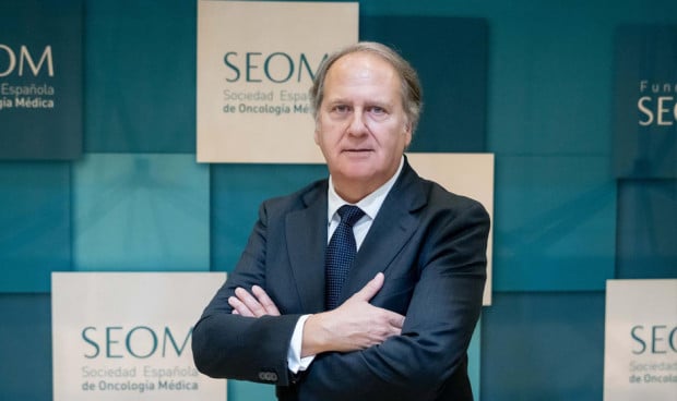 Javier de Castro, nuevo presidente de la Sociedad Española de Oncología Médica.
