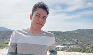Javier, el 'supermédico' de Interna que sueña con enseñar en la universidad