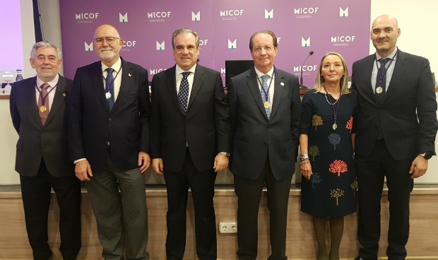 Jesús Aguilar ingresa en la Academia de Farmacia de la Comunidad Valenciana