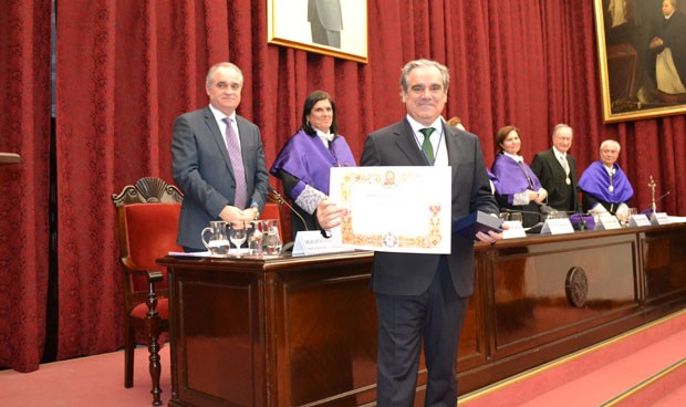 Jesús Aguilar, nuevo miembro de la Academia Iberoamericana de Farmacia