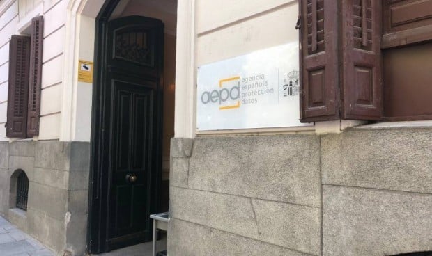 La AEPD establece quién puede acceder a la historia clínica y en qué casos