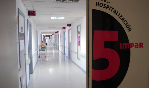La atención sanitaria en los hospitales canarios 'roza' el sobresaliente
