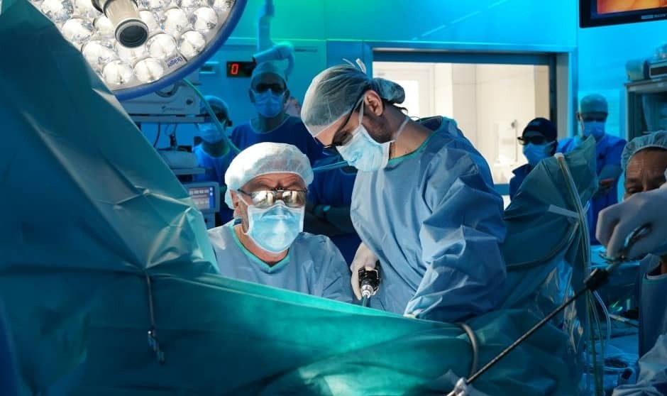 La brecha salarial médico-enfermero también llega a su dirección: 28.000€