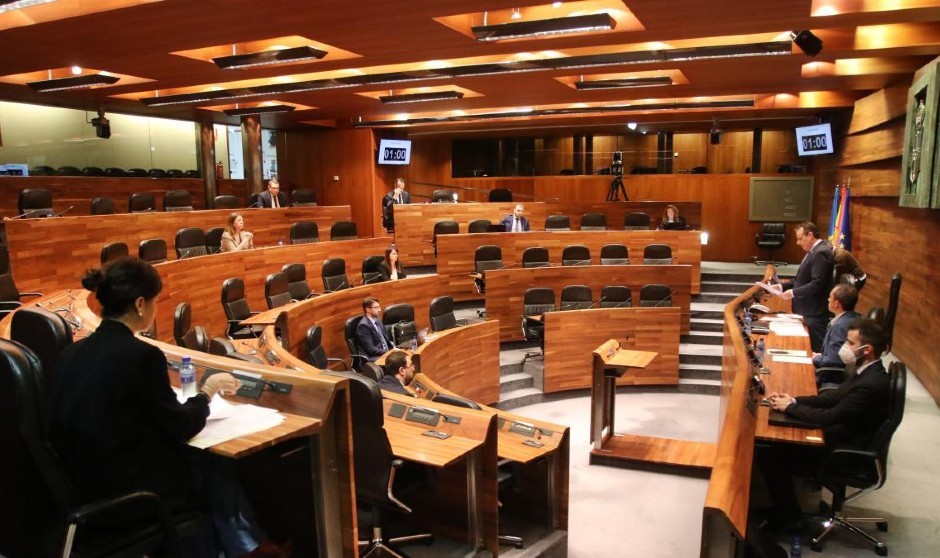 La caída del estado de alarma 'acelera' la ley de Salud asturiana