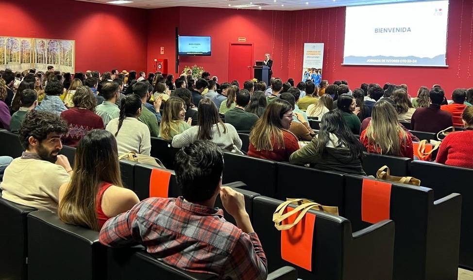 La cantera de la preparación del examen MIR se queda en ‘casa’