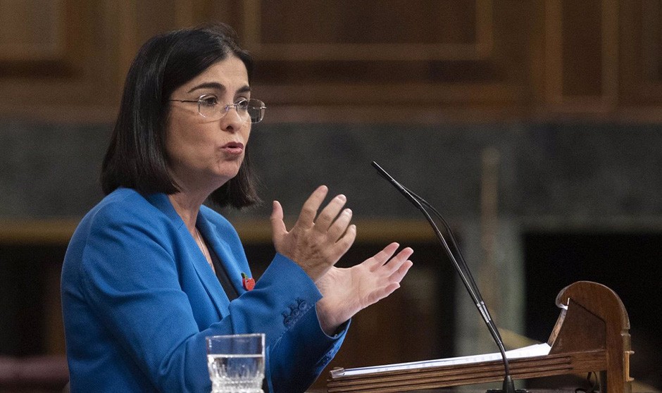 La carrera electoral de Darias aviva la sanidad en el Congreso