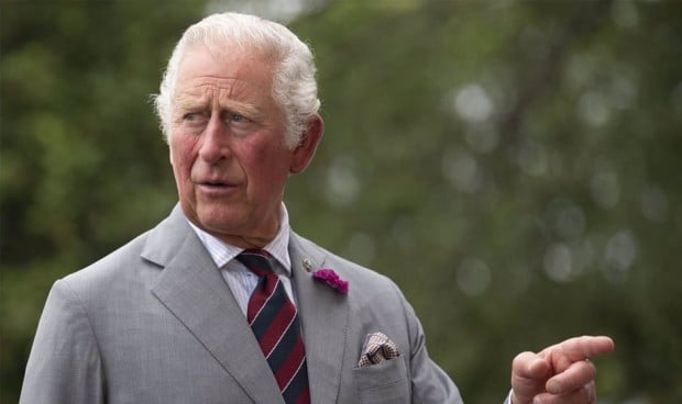 El rey Carlos III ha elegido un homeópata como su jefe médico.