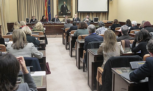 La Comisión de Sanidad cuelga el cartel de 'Entradas agotadas'