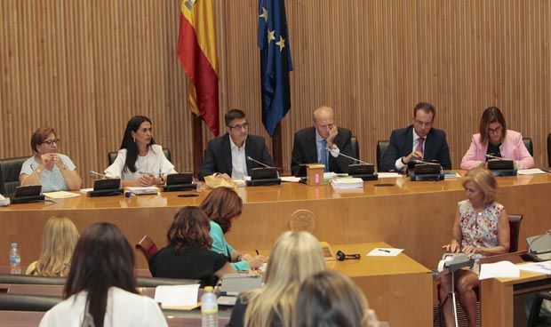 La Comisión de Sanidad del Congreso calienta motores