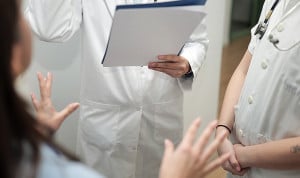 La confianza en la Enfermería supera al médico en Primaria y la IA suspende