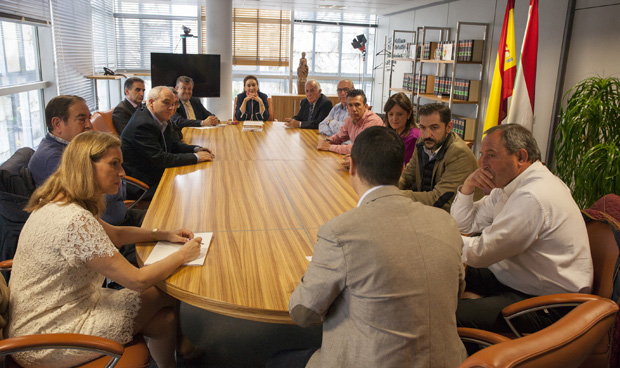 La Consejería presenta el nuevo plan de donación de sangre