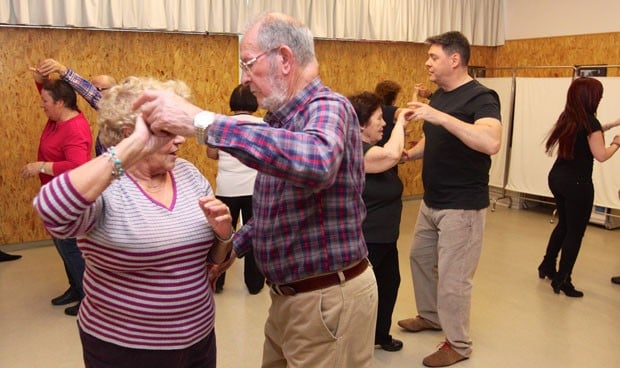 La danzaterapia se consolida como aliada al tratamiento médico en Madrid