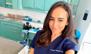 La dentista que no aguantó y se fue de dependienta: "Ahora no tengo miedo"