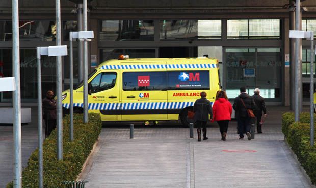 La destreza al volante de los conductores de ambulancia, hecha foto viral