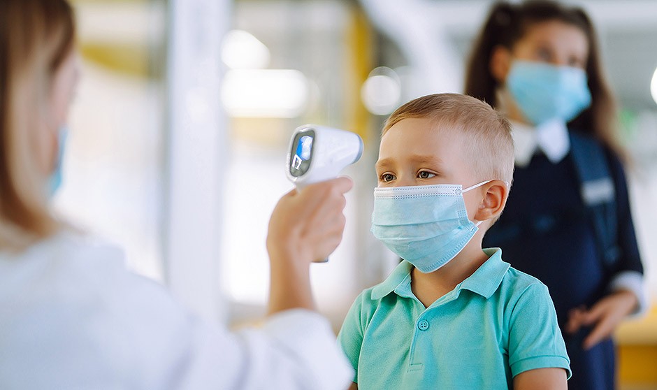 La enfermera escolar avanza en una comunidad