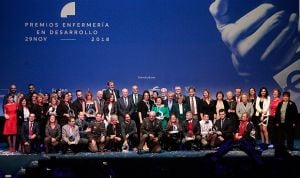 La Enfermería española premia poner "el alma en el cuidado de las personas"