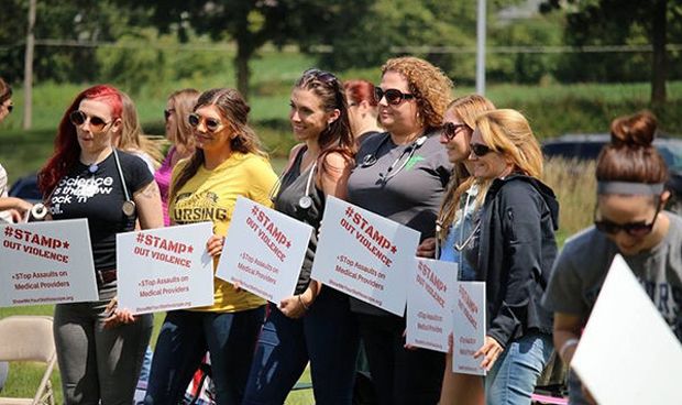 La Enfermería estadounidense pide una ley contra las agresiones