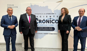 Presentación de la nueva Estrategia de Atención al Paciente Crónico con el consejero de Sanidad, Alejandro Vázquez.