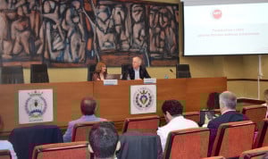 La presidenta de la Airef, Cristina Herrero, advierte sobre las reglas fiscales y la sanidad. 