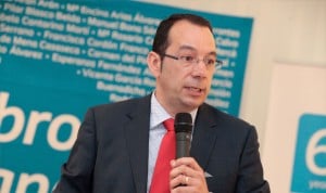 La falta de plazas de especialistas impide al EIR acceder a contratos fijos