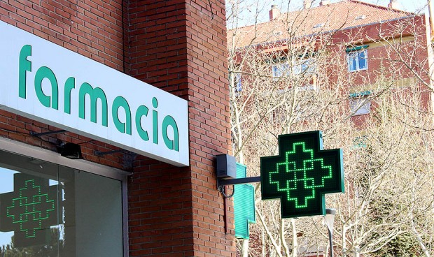 La Farmacia pacta 3 años de nuevo convenio pero encalla en los salarios