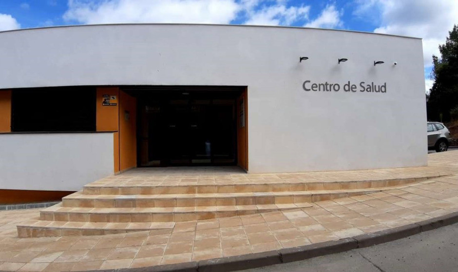 Entrada de un centro de Salud. La financiación autonómica, comprometida a 4 ejes de la reforma de Primaria