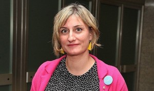 Fiscalía pide investigar a Vergés por retrasar la vacuna covid de policías