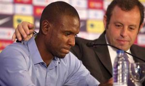 La foto con la que Abidal quiere demostrar la legalidad de su trasplante