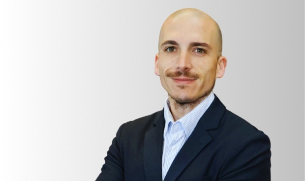 Pérez Llorca ficha al dircom del Colegio de Médicos de Valencia