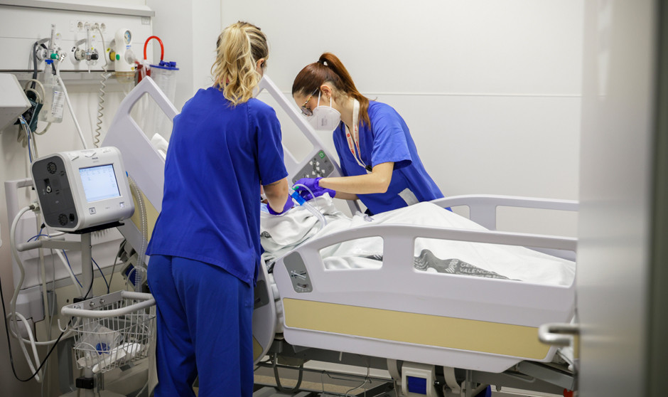 Más de mil enfermeras acreditadas en la Comunidad Valenciana para dispensar medicamentos