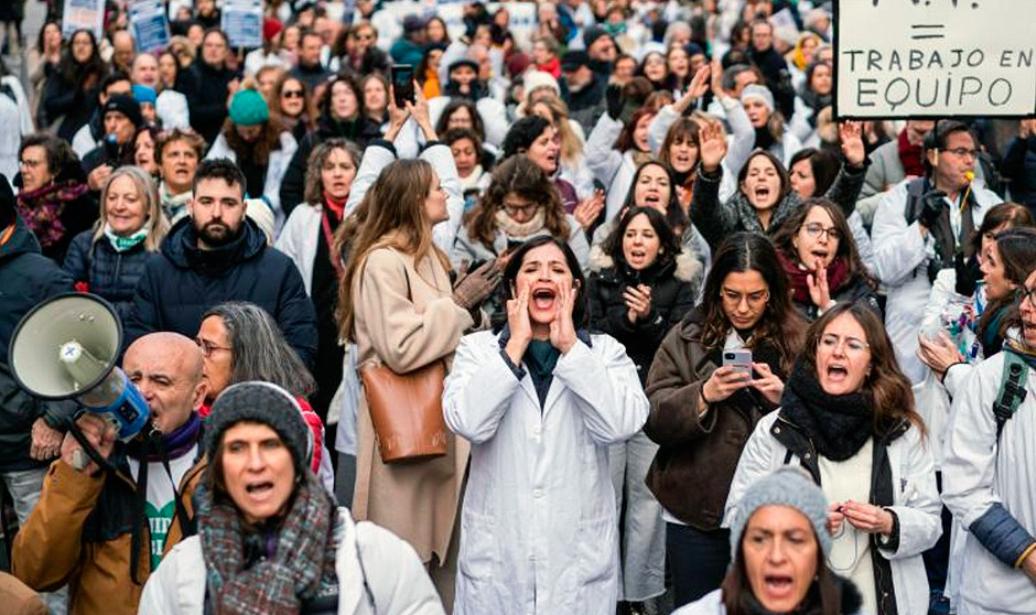 La huelga médica no alarma a la Enfermería: "Hay suficiente separación"
