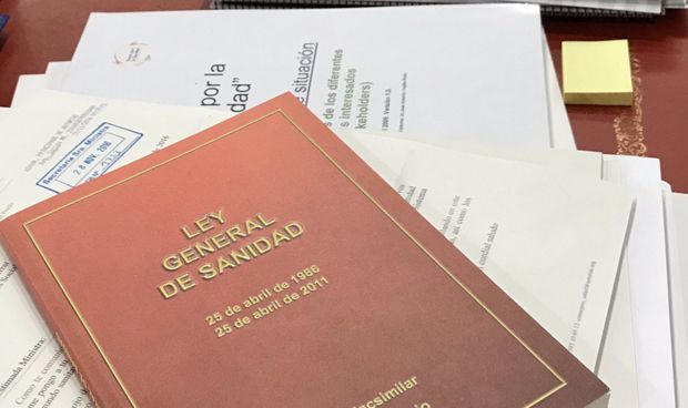 La huella de Ernest Lluch sigue presente en el Ministerio de Sanidad