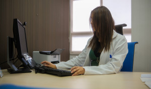 La IA revoluciona la FP sanitaria en España pero con una línea roja
